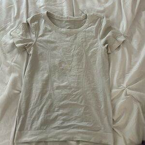 lululemon white swiftly tech size 2